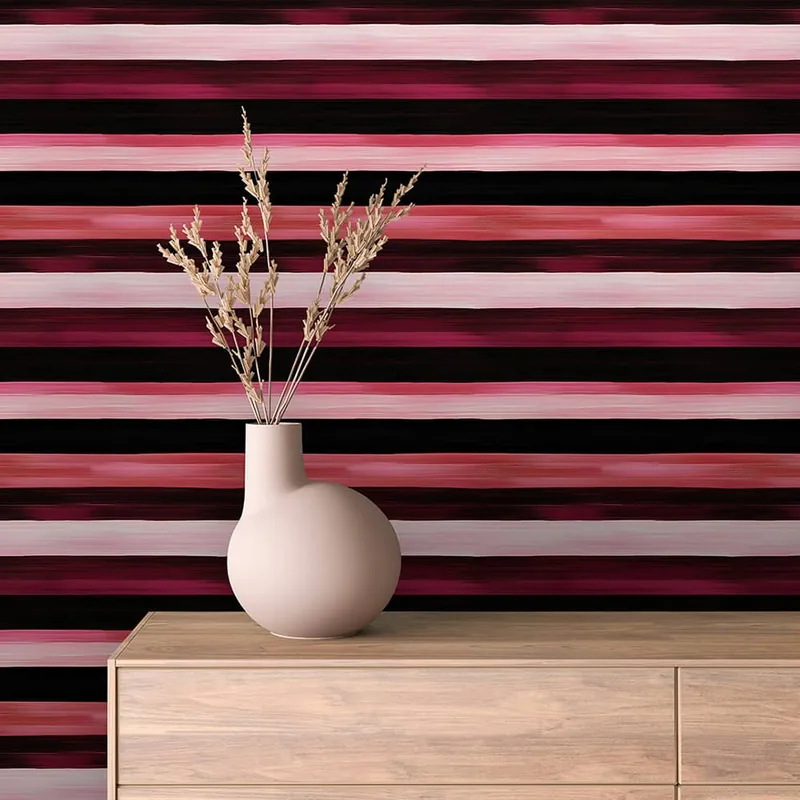 STRIPED 0021 ambientado en una pared